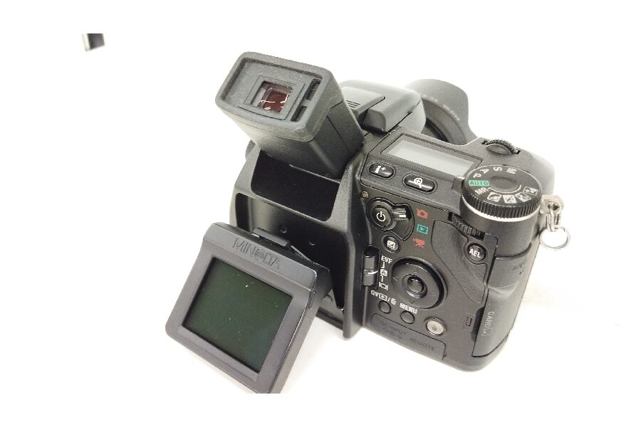 20年前の「デジタルカメラ（ネオ一眼） MINOLTA DiMAGE A1」をお
