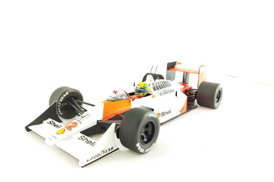 【未使用】マクラーレン　アイルトンセナ　1994 FW16 1/18 未使用】マクラーレン アイルトンセナ 1994 FW16 1/18