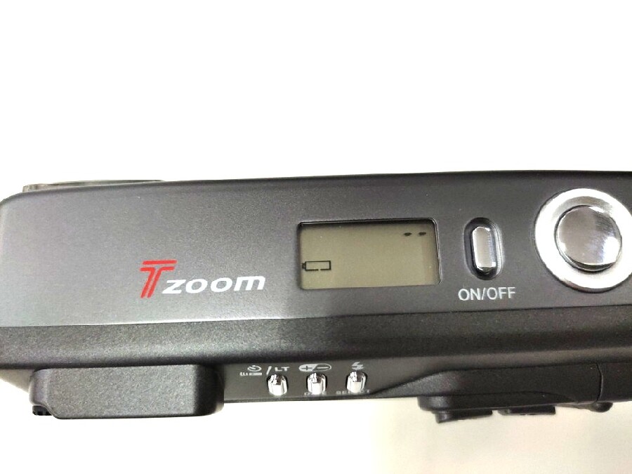 「中古」KYOCERA Tzoom Carl Zeiss フィルムカメラ＋付属品 中古」KYOCERA Tzoom Carl Zeiss フィルムカメラ＋付属品 悲哀の名（迷