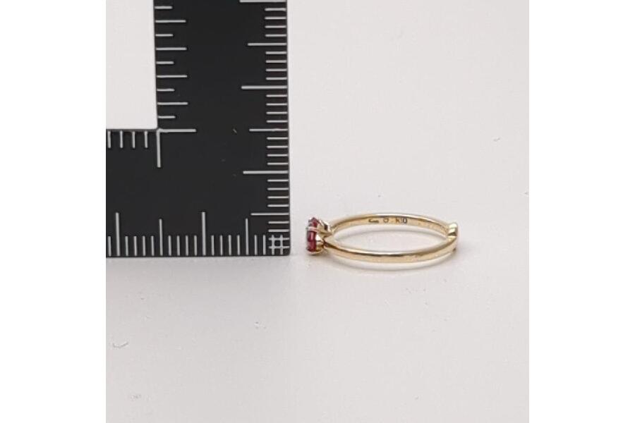 スタージュエリー 2.5号 リング K10 ルビー 0.9ct 指輪 レディース