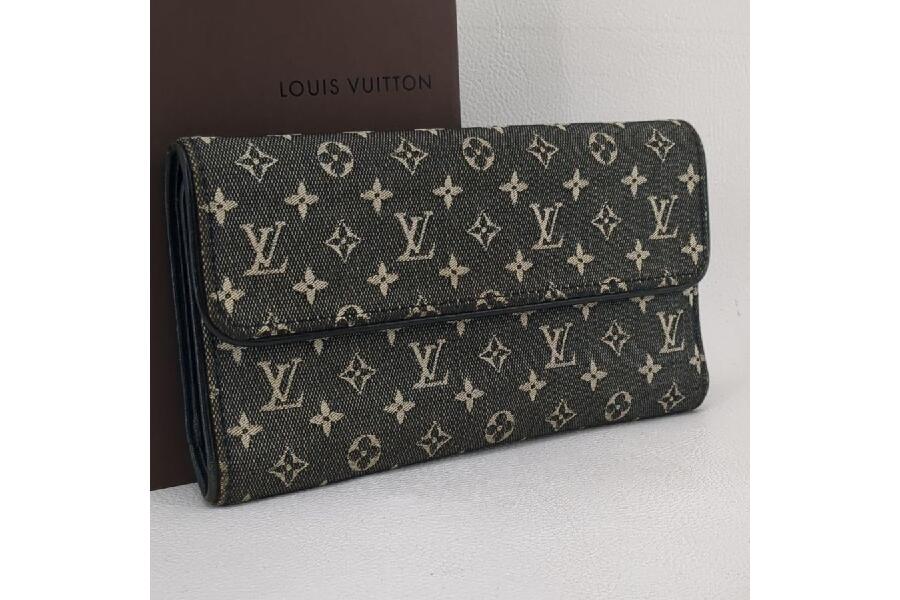 【LOUIS VUITTON】黒長財布 紙袋　箱付 付属品あり】 本日特価 LOUIS VUITTON 財布 ルイヴィトン長財布