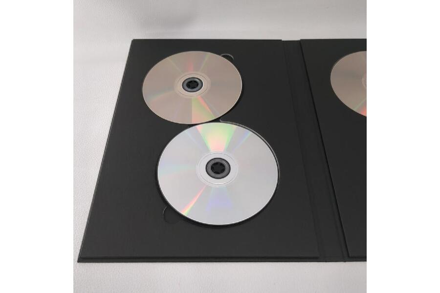 氷室京介 受注生産写真集 MEMENT 幻の氷室京介写真集『MEMENT』が完全限定受注生産で市販化決定