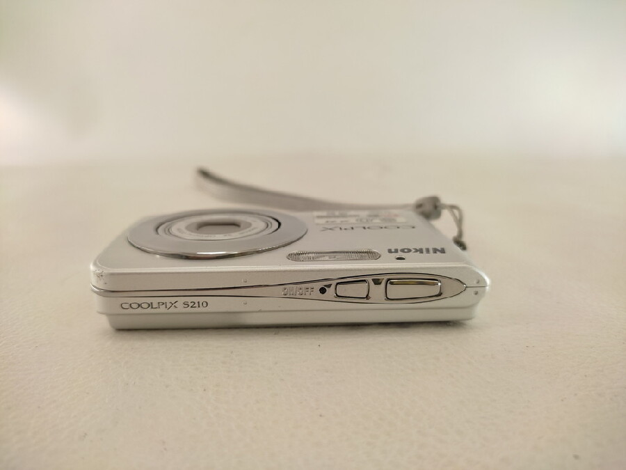 デジタルカメラ Nikon COOLPIX S210 をお買取入荷しました。｜2025年11