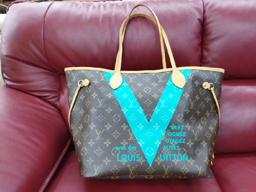 louis vuitton neverfull mm monogram v turquoise m41601 handbag