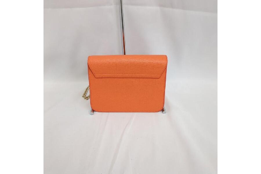 FURLA フルラ メトロポリス チェーン ショルダーバッグ オレンジ FURLA フルラ メトロポリス ミニクロスボディ チェーン ショルダー