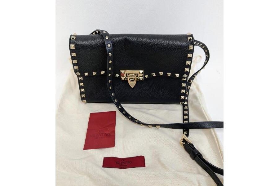 VALENTINO ブラック ファニーパック　美品 valentino garavani - ヴァレンティノ・ガラヴァーニ ボディ