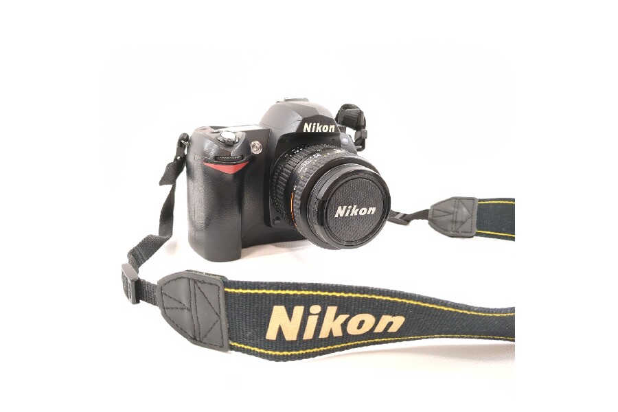 ///値段交渉可能///  Nikon D70 一眼レフ カメラ Amazon | Nikon D70 デジタル一眼レフカメラ レンズキット [AF-S DX