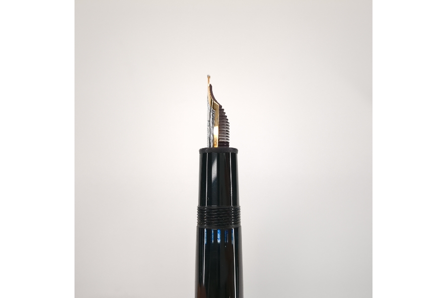 新品未使用 モンブラン 万年筆 MONTBLANC モンブラン 万年筆をご紹介します！！｜2024年02月15