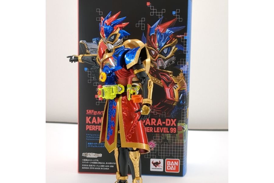 赤い拳強さ!青いパズル連鎖!S.H.Figuarts 仮面ライダー 赤い拳強さ!青いパズル連鎖!S.H.Figuarts 仮面ライダー
