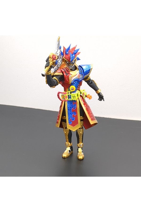 赤い拳強さ！青いパズル連鎖！S.H.Figuarts 仮面ライダーパラドクス