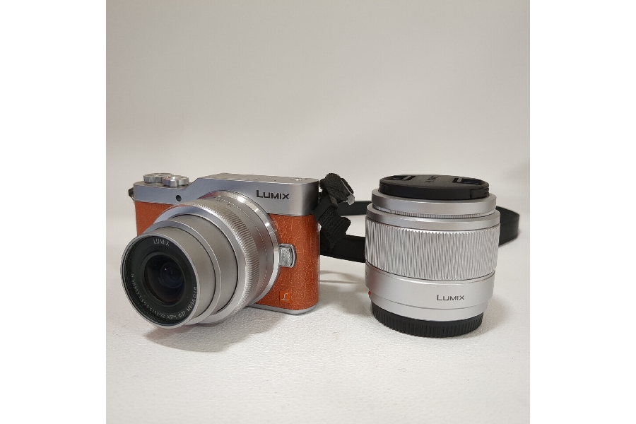 LUMIX DC-GF9W ダブルレンズキット　オリンパスレンズ付き パナソニック LUMIX DC-GF9W ダブルレンズキット 価格比較