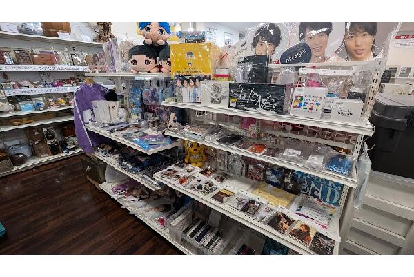 清水店新コーナー増設しました！アイドルグッズ、ダンスユニットグッズ
