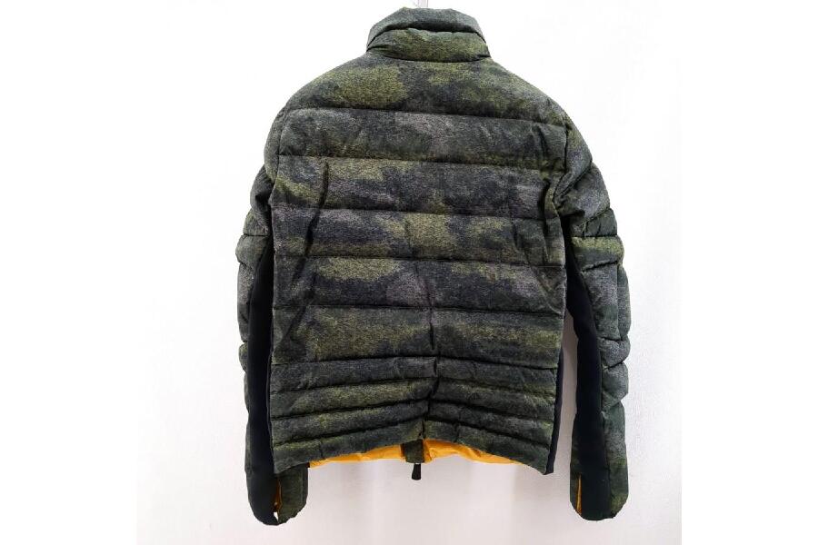 MONCLERのカモフラ柄ダウンで冬スタイルを発信！ #入荷しました