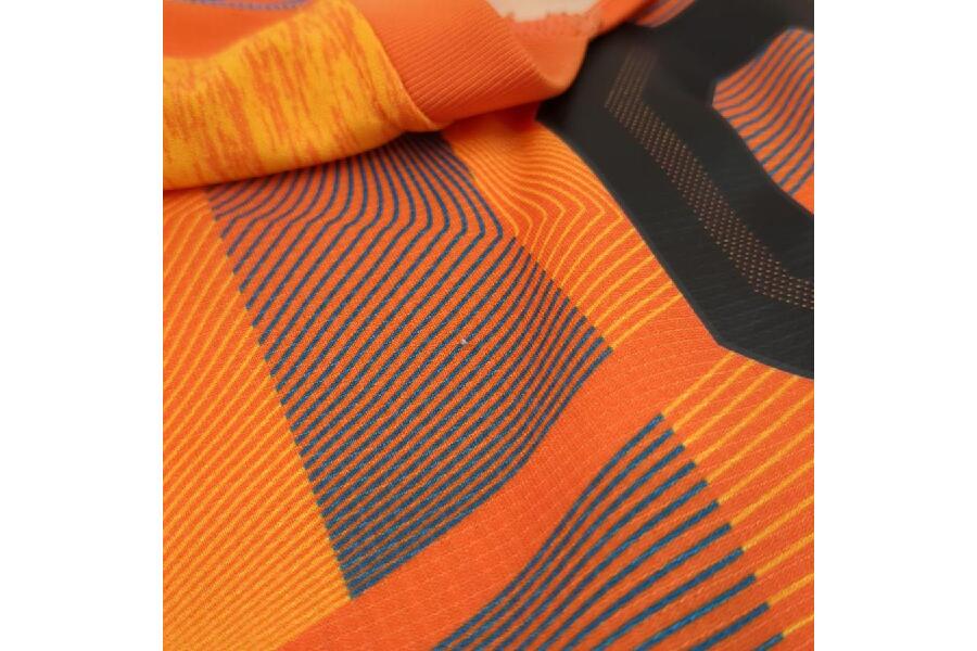 Puma 清水エスパルスサッカーシャツ チョン・テセモデル