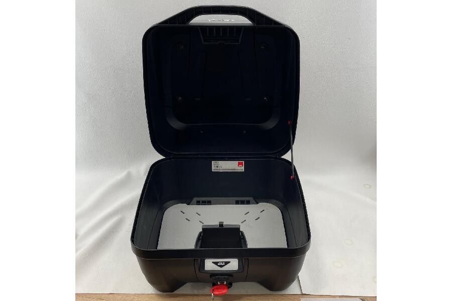 EC出品中】GIVI トップケース B32ND-ADV 入荷しました♪｜2026年06月26