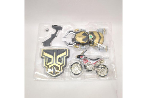 バンダイ ポピニカ 仮面ライダークウガ DXトライゴウラム BANDAI 中古