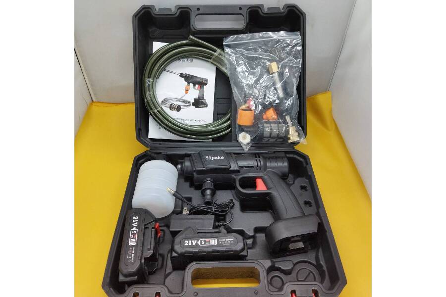 軽量でコードレスタイプ！！ 持ち運びラクラクな【Sipake】高圧洗浄機