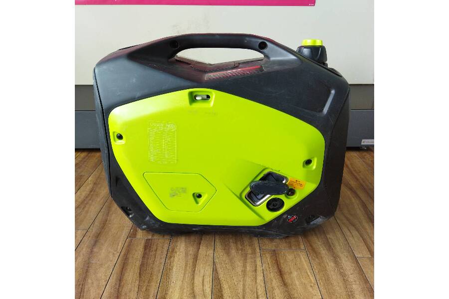 中古品】EENOUR GS2200i ポータブル発電機 （EENOUR（イーノア 