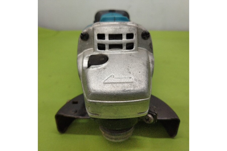 マキタ ディスクグラインダー GA400D【リライズ野田愛宕店】【店頭取引限定】【中古品】1点限り早い者勝ち！ 充電式ディスクグラインダ ＜GA400D＞[マキタ]の通販 ｜ 配管部品.com