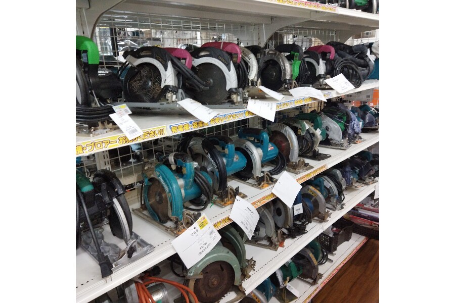 コードレスだけどパワフルモーター【 マキタ / makita 】充電式