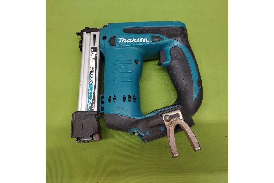 マキタ ST120D 充電式タッカー 買い取りました。｜2023年05月22日