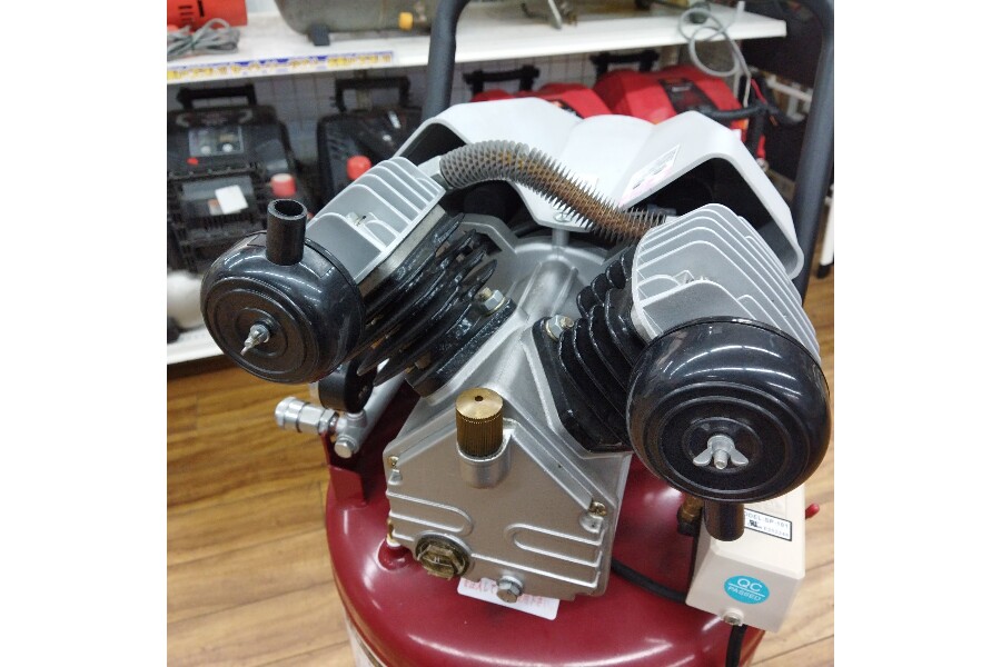 ストレート 16-6018 エアーコンプレッサー 買い取りました。｜2023年11