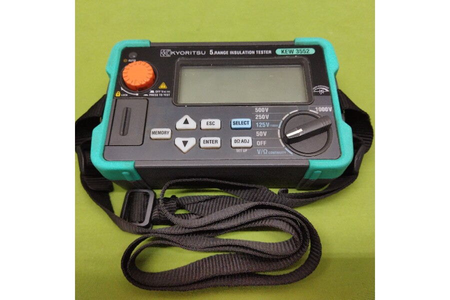 共立電気計器 (KYORITSU) キューメグ 4レンジ絶縁抵抗計 (125V/250V/500V/1000V) model.3441 共立電気計器 (KYORITSU) キューメグ 4レンジ絶縁抵抗計 (125V⁄250V