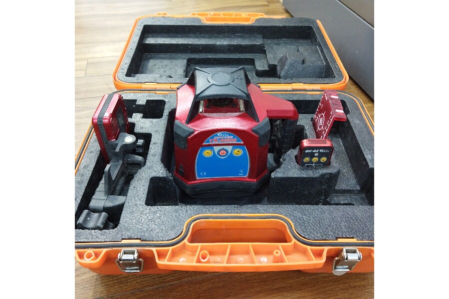 ｼﾞｬﾝｸ品 LTC ﾃｸﾉ販売 ﾚｰｻﾞｰﾚﾍﾞﾙ TK-H500 回転ﾚｰｻﾞｰﾚﾍﾞﾙ ｹｰｽ割れ有