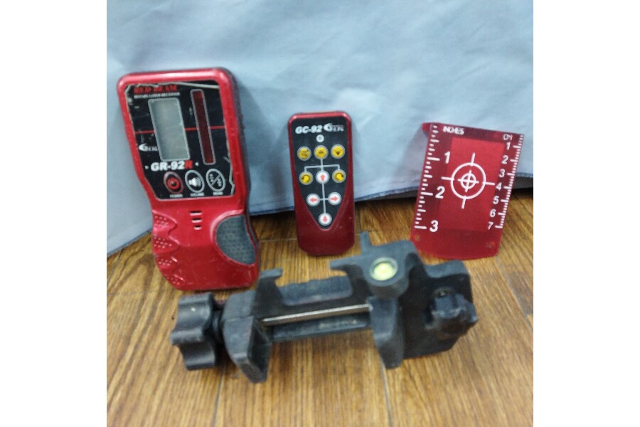 ｼﾞｬﾝｸ品 LTC ﾃｸﾉ販売 ﾚｰｻﾞｰﾚﾍﾞﾙ TK-H500 回転ﾚｰｻﾞｰﾚﾍﾞﾙ ｹｰｽ割れ有