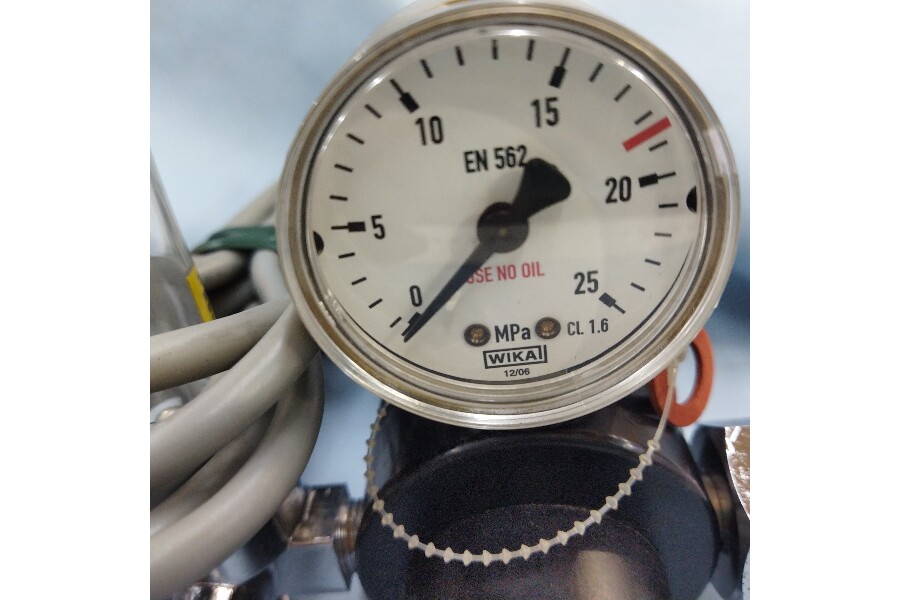 Panasonic YX-25AD1 ガスレギュレーター Amazon.co.jp: Panasonic ガス調整器 2Pコンセント 1台 YX-25AD1