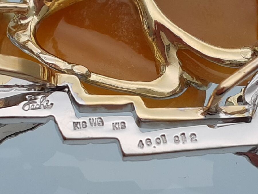 福原佐智 K18/k18wg ブローチ お買取致しました。｜2022年05月19日