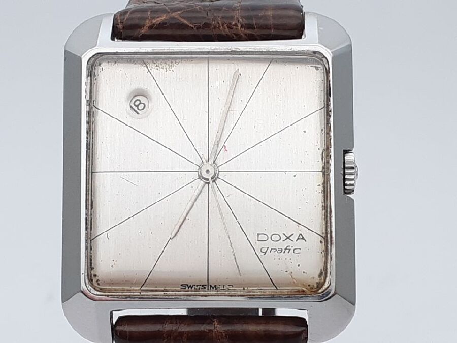 DOXA グラフィックデイトの腕時計お買取致しました。スイスの時計