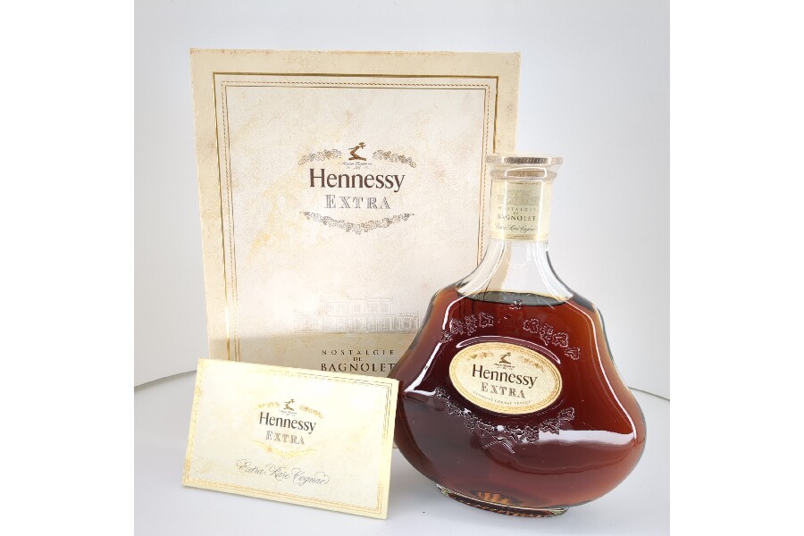 ヘネシーエクストラ　ノスタルジー　ド　バニョレ新品　ラベルにキズ、はげあり ヘネシー エクストラ ノスタルジー・ド・バニョレ - お酒買取