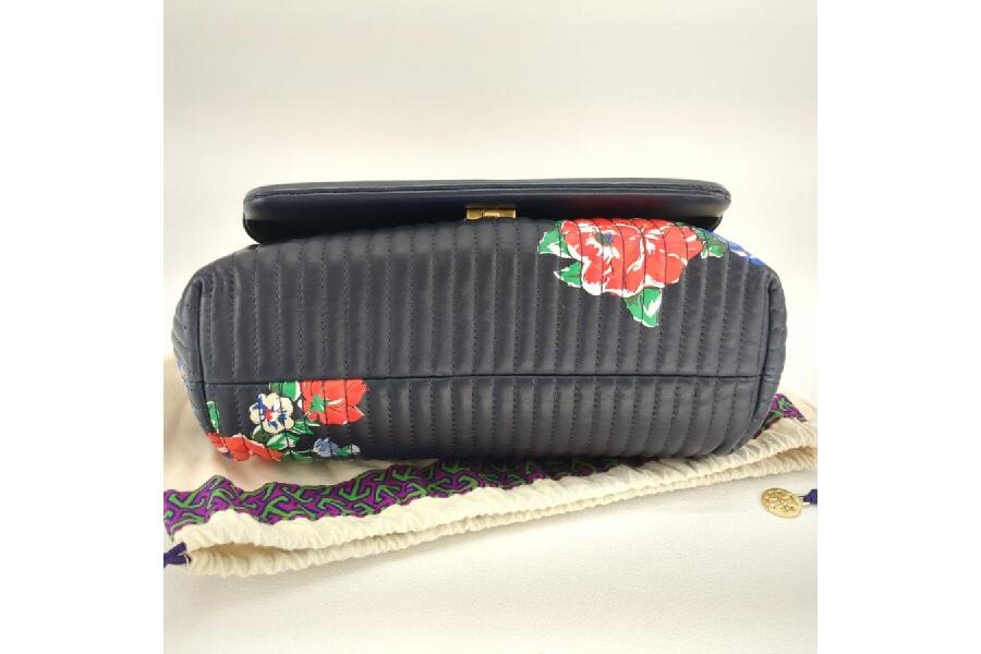 TORYBURCH トリーバーチ チェーンショルダーバッグ ネイビー/花
