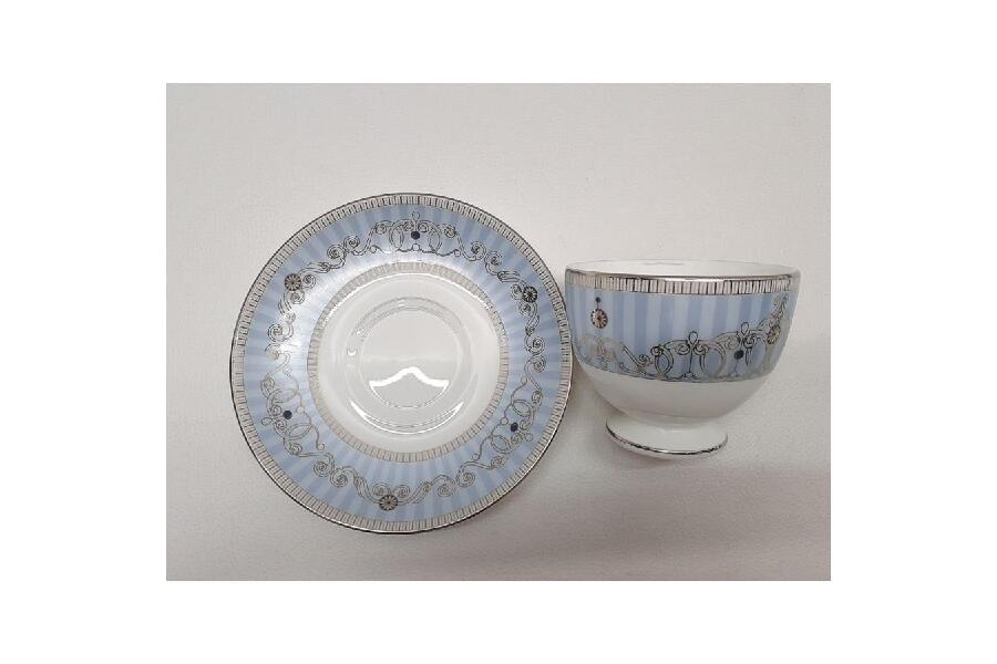 美品 ウェッジウッド アレクサンドラシリーズ 豪華な魅力あるカップ