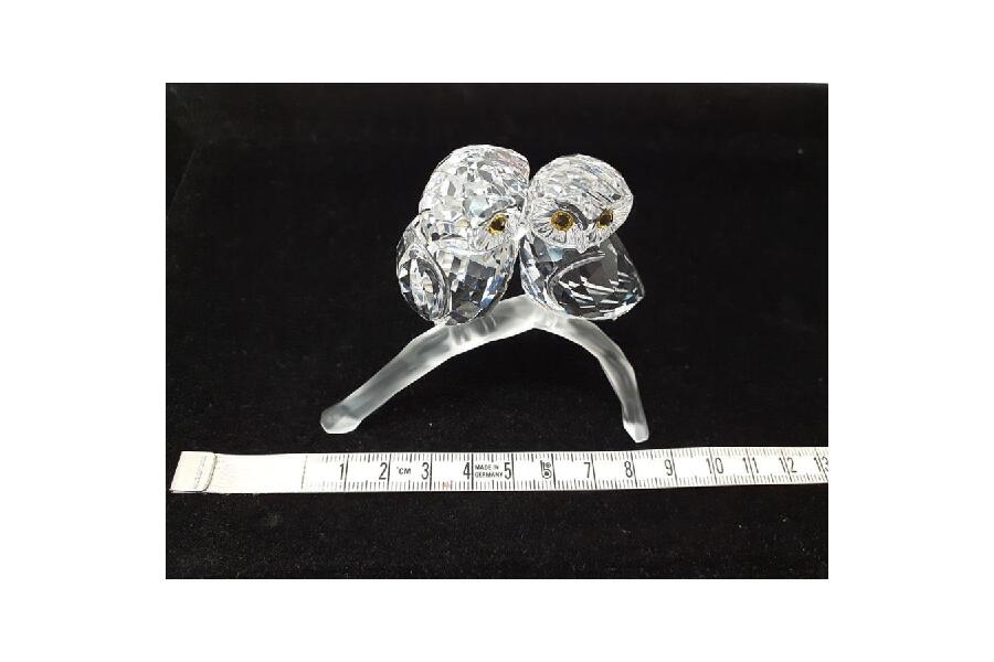 スワロフスキーのフクロウの魅力と希少価値 クリスタルの輝きが