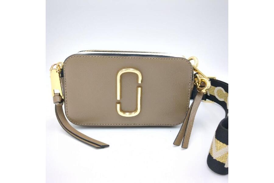 MARC JACOBS スナップショット ブラウン×ゴールドショルダー