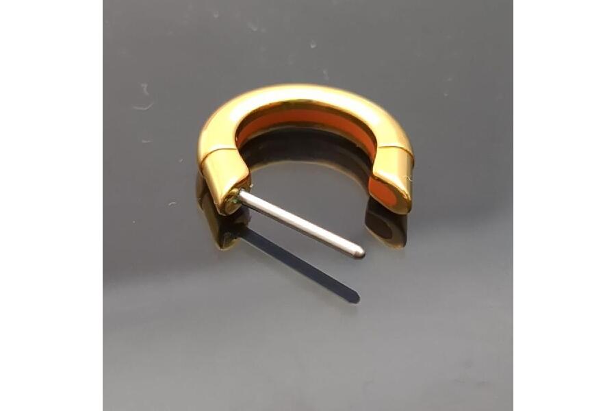 HERMESサボピアス：片耳で彩るゴールド×オレンジの魅力 #入荷