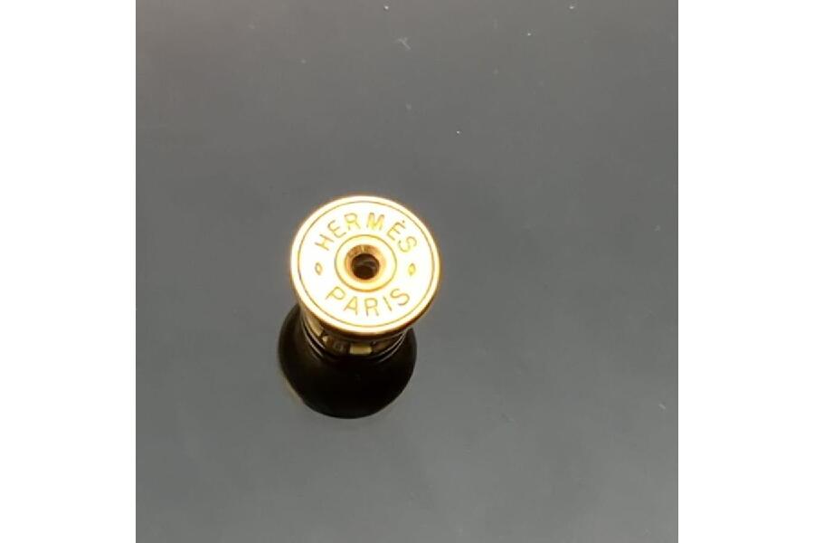 HERMESサボピアス：片耳で彩るゴールド×オレンジの魅力 #入荷しました