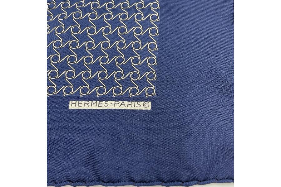 エルメス プチカレ カレ40 ネイビー シルク100% ポケットチーフ 入荷