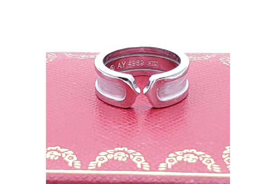 普段使いにぴったりな【Cartier（カルティエ） ドゥーブル2C