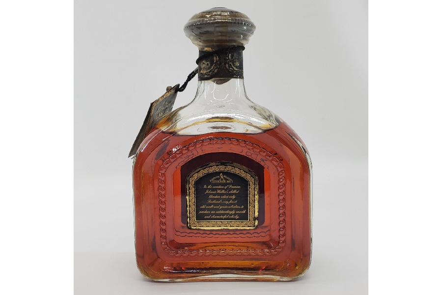 Johnnie Walker PREMIER ジョニーウォーカープレミア 750ml 43% 箱付き