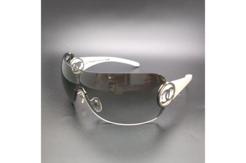 シャネル サングラス 4145 ココマーク ケース付 ホワイト レディース