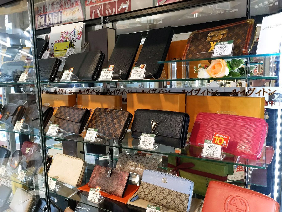 LOUIS VUITTON M30285 ポルトフォイユ・ブラザ 二つ折り長財布 LOUIS VUITTON M30285 ポルトフォイユ・ブラザ 二つ折り長財布