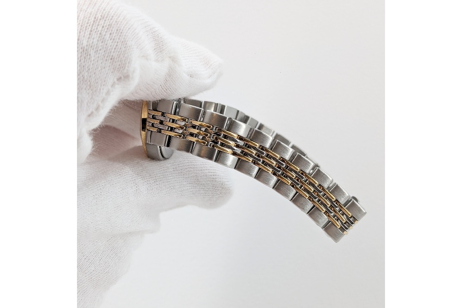 Yves Saint Laurent レディース腕時計お買取致しました Yves Saint Laurent レディース腕時計お買取致しました