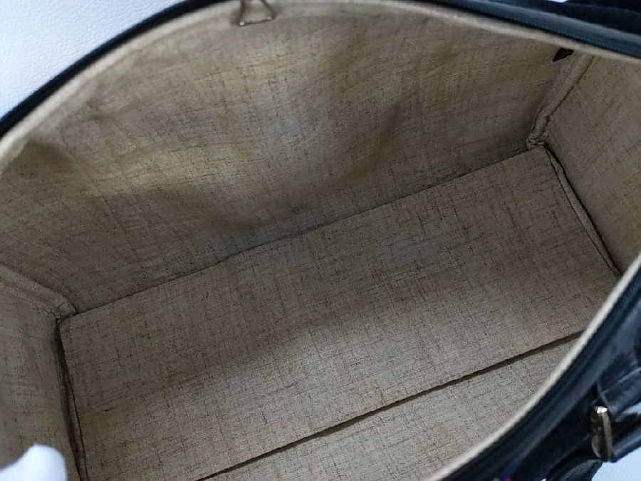 MOLMAX LONDON ミニボストンバッグをお買取り致しました♪｜2022