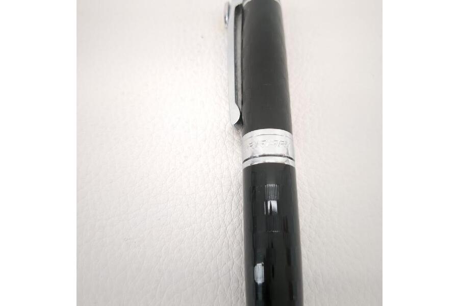 フェラーリ！！レアなボールペン２つ、台座、3セット！早い者勝ち！ フェラーリ！！レアなボールペン2つ、台座、3セット！早い者