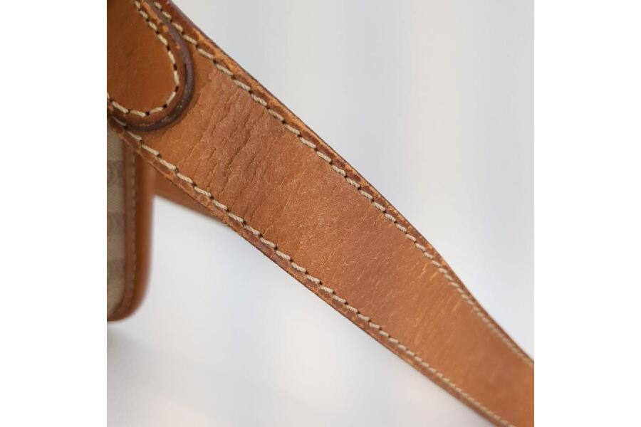 CELINE セリーヌ ショルダーバッグ マカダム レザー ベージュ系 CELINE セリーヌ ショルダーバッグ マカダム レザー ベージュ系