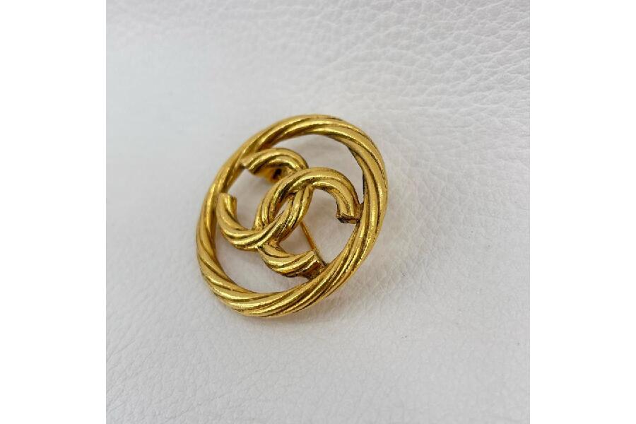 CHANEL シャネル ココマークサークルブローチ ゴールド #入荷しました