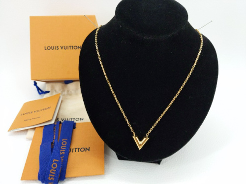 ◇ルイヴィトン◇新品仕上済 M61083 エセンシャル ネックレス LE0240 LOUIS VUITTON大人気♡エセンシャルV3色 (Louis Vuitton